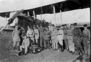 1922, Albert Chambonnet est à droite