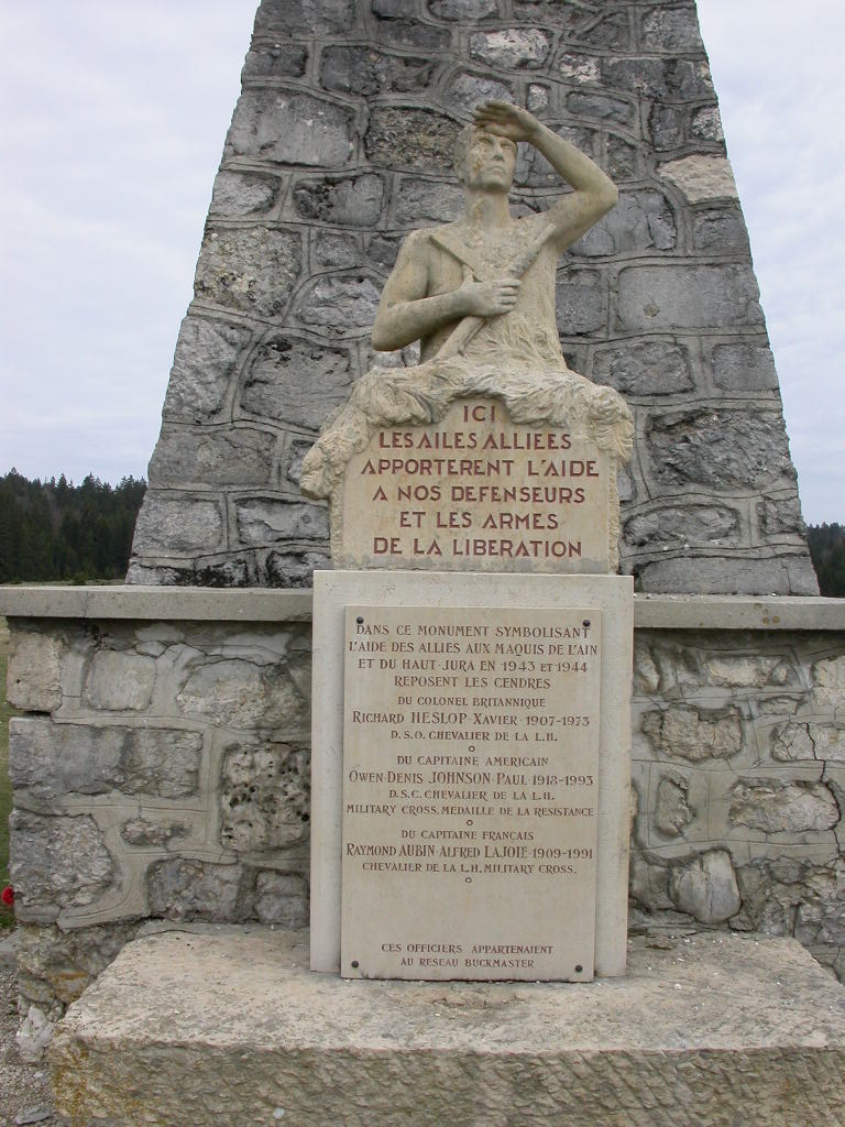 ECHALLON : Monument aux Ailes Alliées Prairie d’Echallon à 11h00